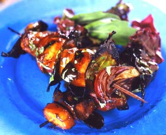 Brochettes of Chicken, Mango & Red Onion